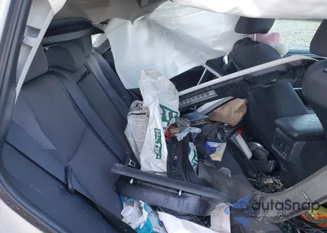 2019 Toyota Rav4 Xle z USA, uszkodzony, nr VIN 2T3P1RFV5KC026578